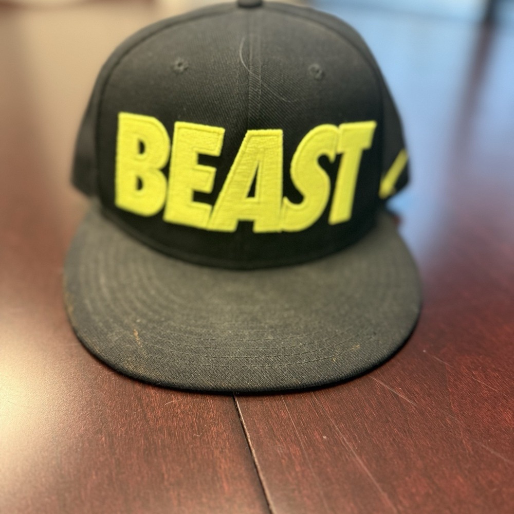 Nike TRUE Beast Hat Adjustable Snap Flat Bill Black/Neon Underbrim Design